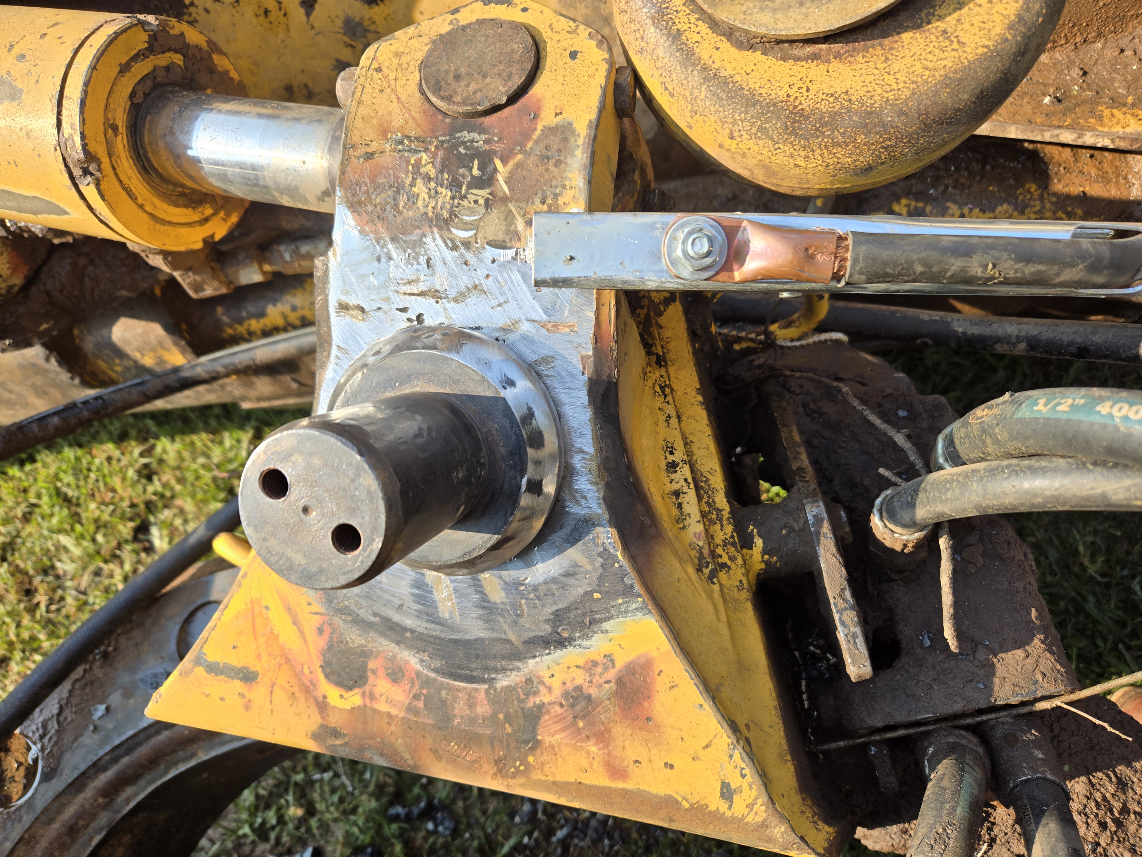 Artistic Metal Sculpture